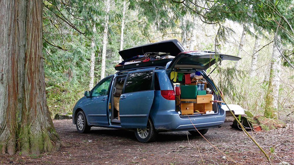 minivan camper diy