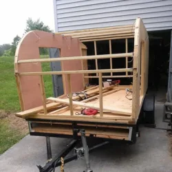Building a teardrop trailer from recycled materials
