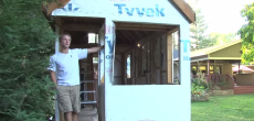 A 16 year old built this tiny house