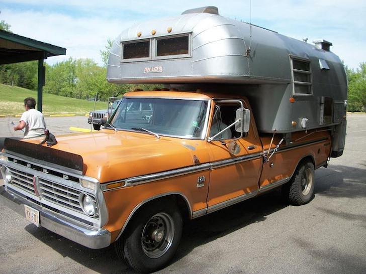 Avion truck camper