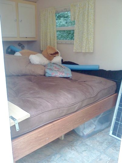 Squidget-Camper-bed