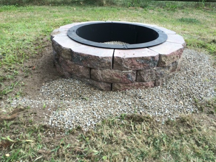 Fire ring over lip of stones