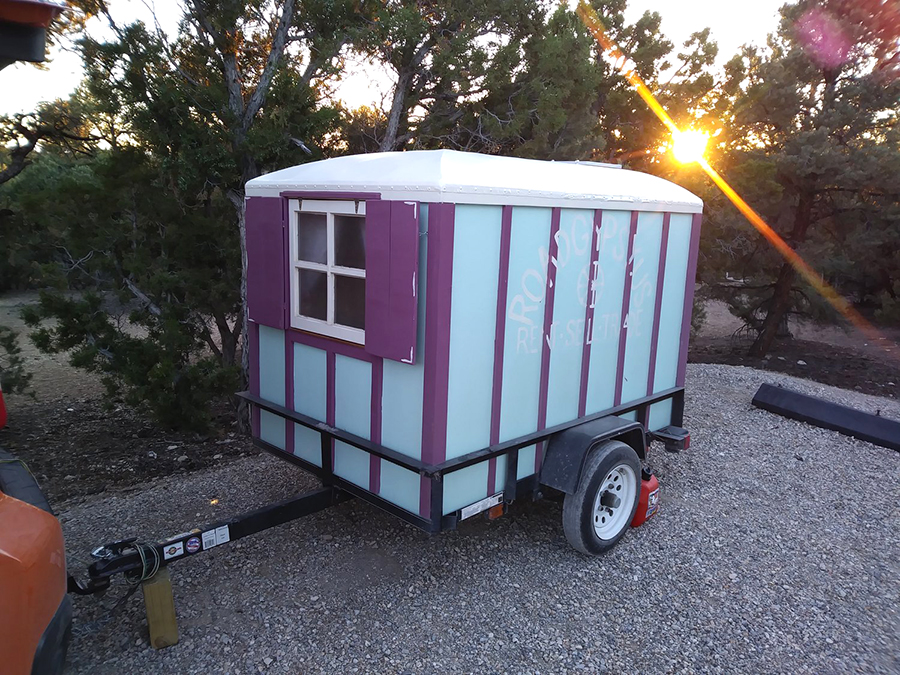 DIY Customizable Gypsy Wagon Builds In