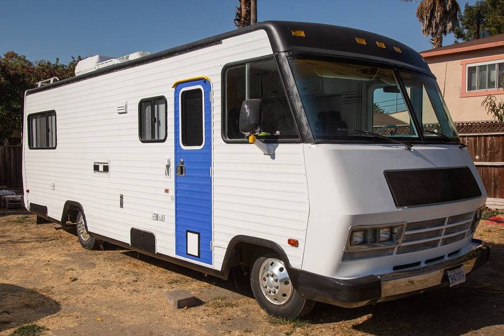 Chevy Winnebago RV Converted Into Tiny House On Wheels