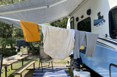 doing laundry while RVing