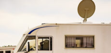 cable TV antenna on RV - feature image for TV without cable in an RV