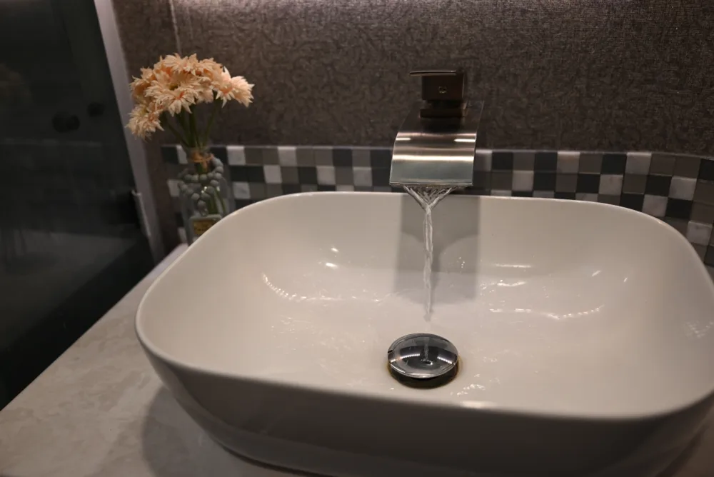 RV faucet with RV plumbing